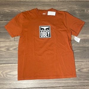 ✨NWT✨🏷 Obey T-Shirt